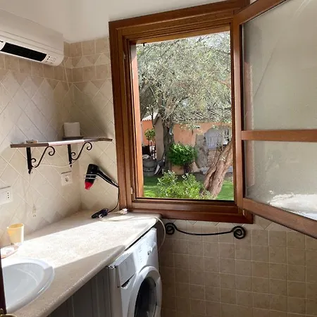 Azienda Agrituristica Contras Όλμπια