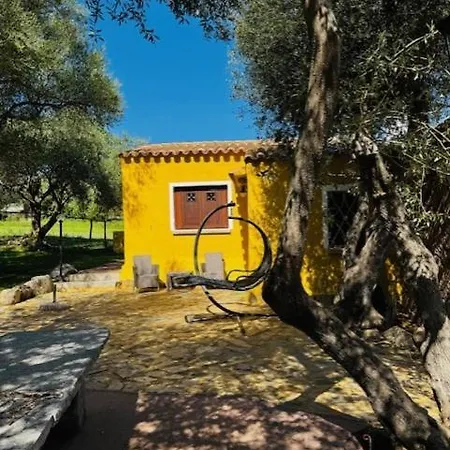 Azienda Agrituristica Contras *