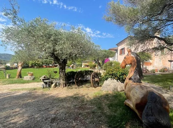 Azienda Agrituristica Contras Dom wakacyjny